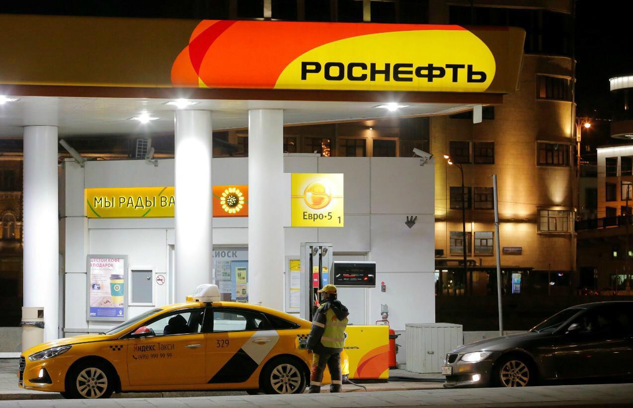 В Твери можно будет дистанционно расплатиться на заправках «Роснефти» 18  ноября 2020