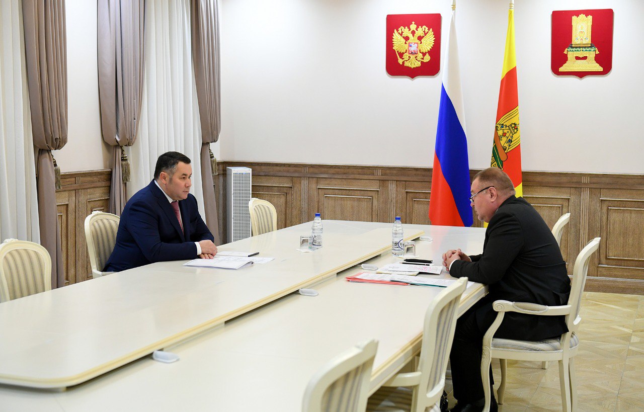 Губернатор Игорь Руденя провел встречу с главой Калининского района Андреем Зайцевым