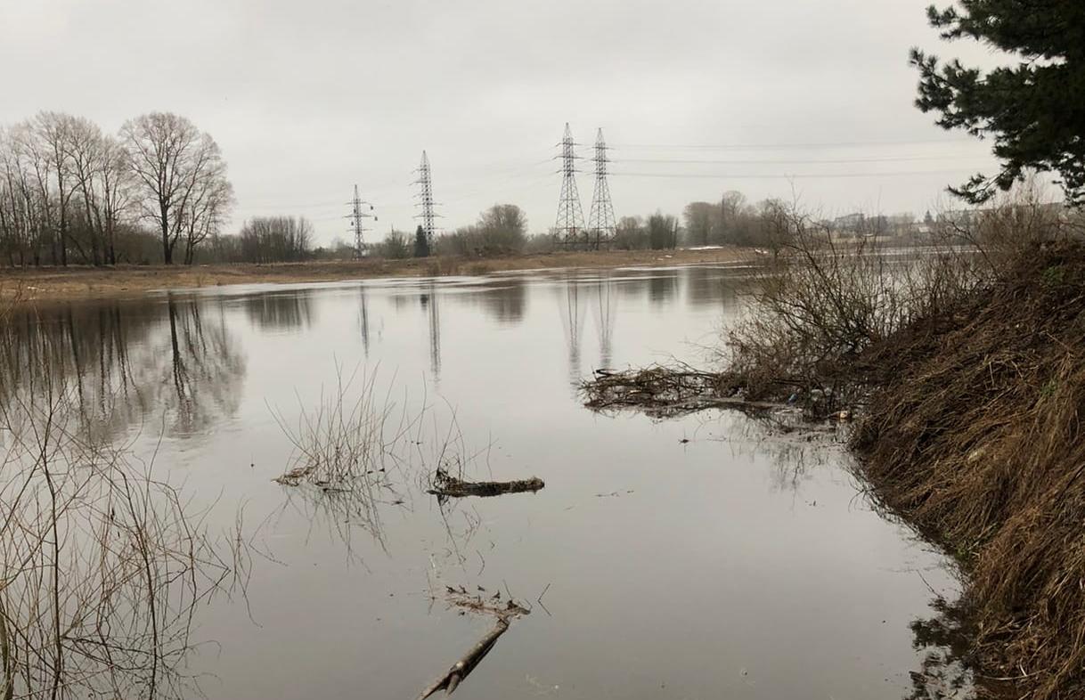 Вода в Тверской области прибывает, подтоплены десятки участков | 13.04.2022  | Тверь - БезФормата