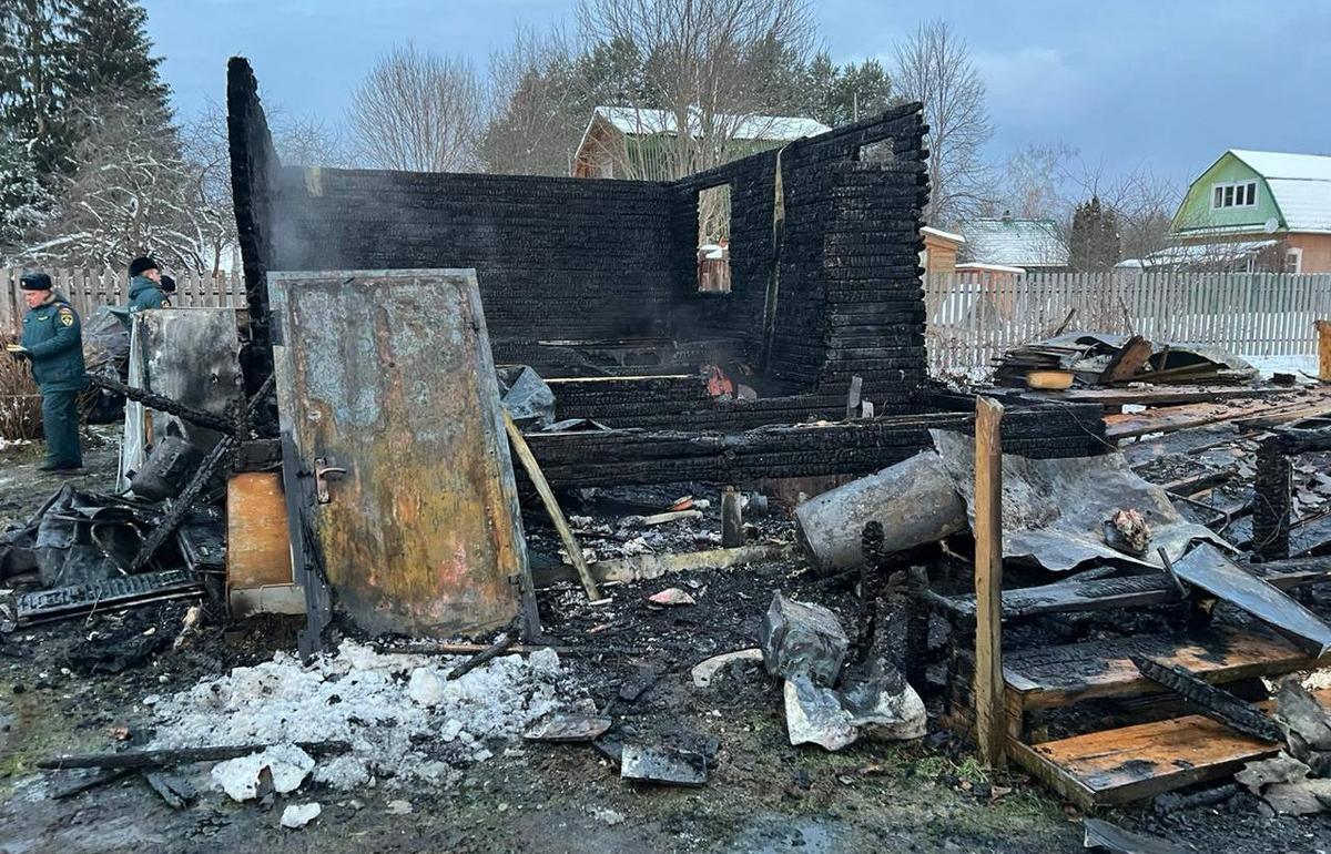 В Кимрском районе сгорел дом семьи с детьми