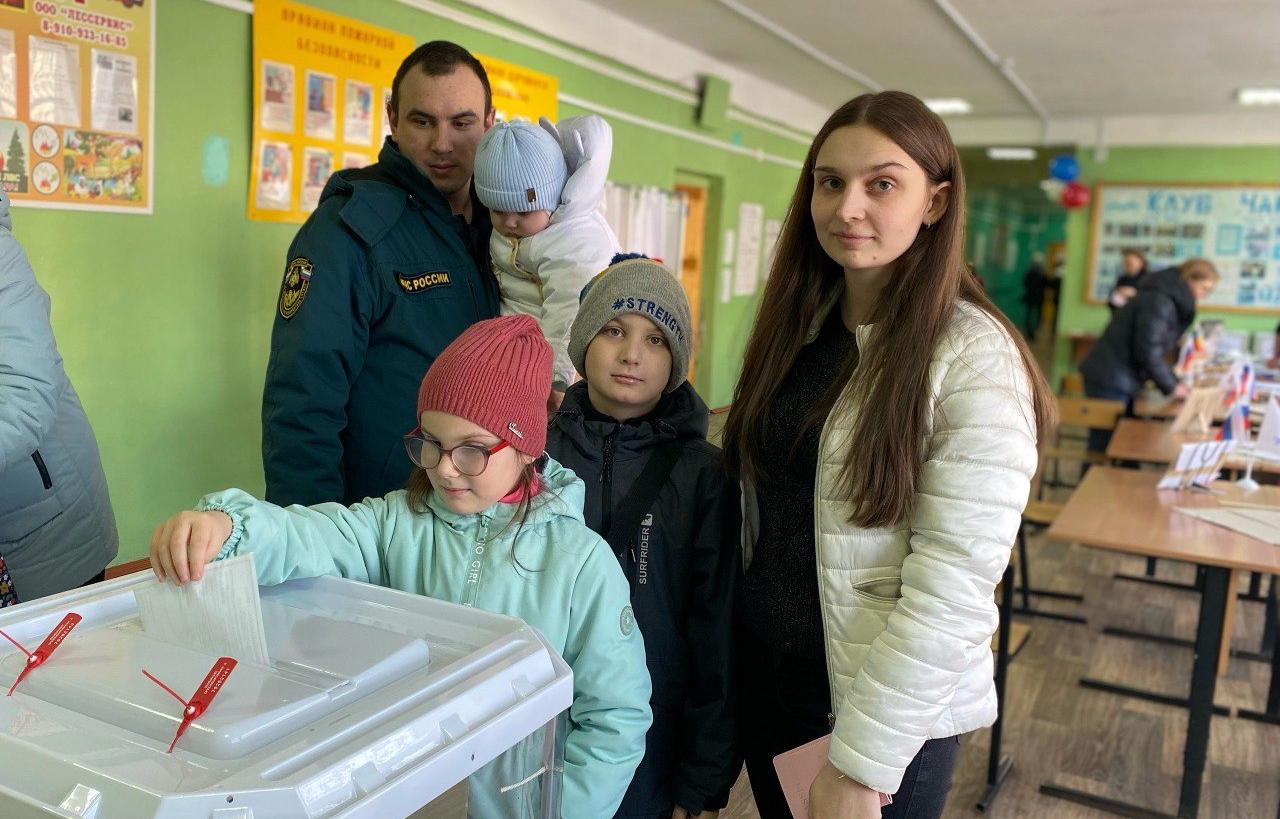 На выборах президента в Тверской области голосуют многодетные