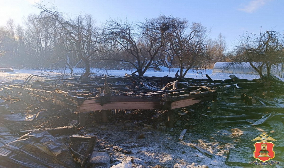 Житель Зубцовского района спалил дом соседу-москвичу