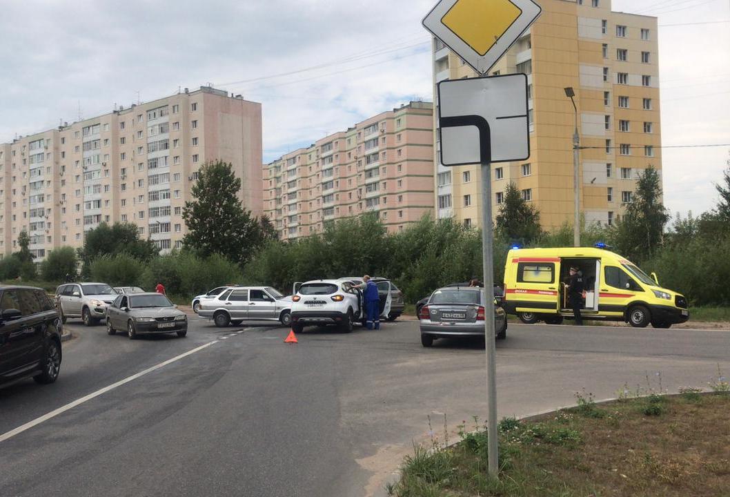 В ДТП в Заволжском районе Твери пострадал один человек