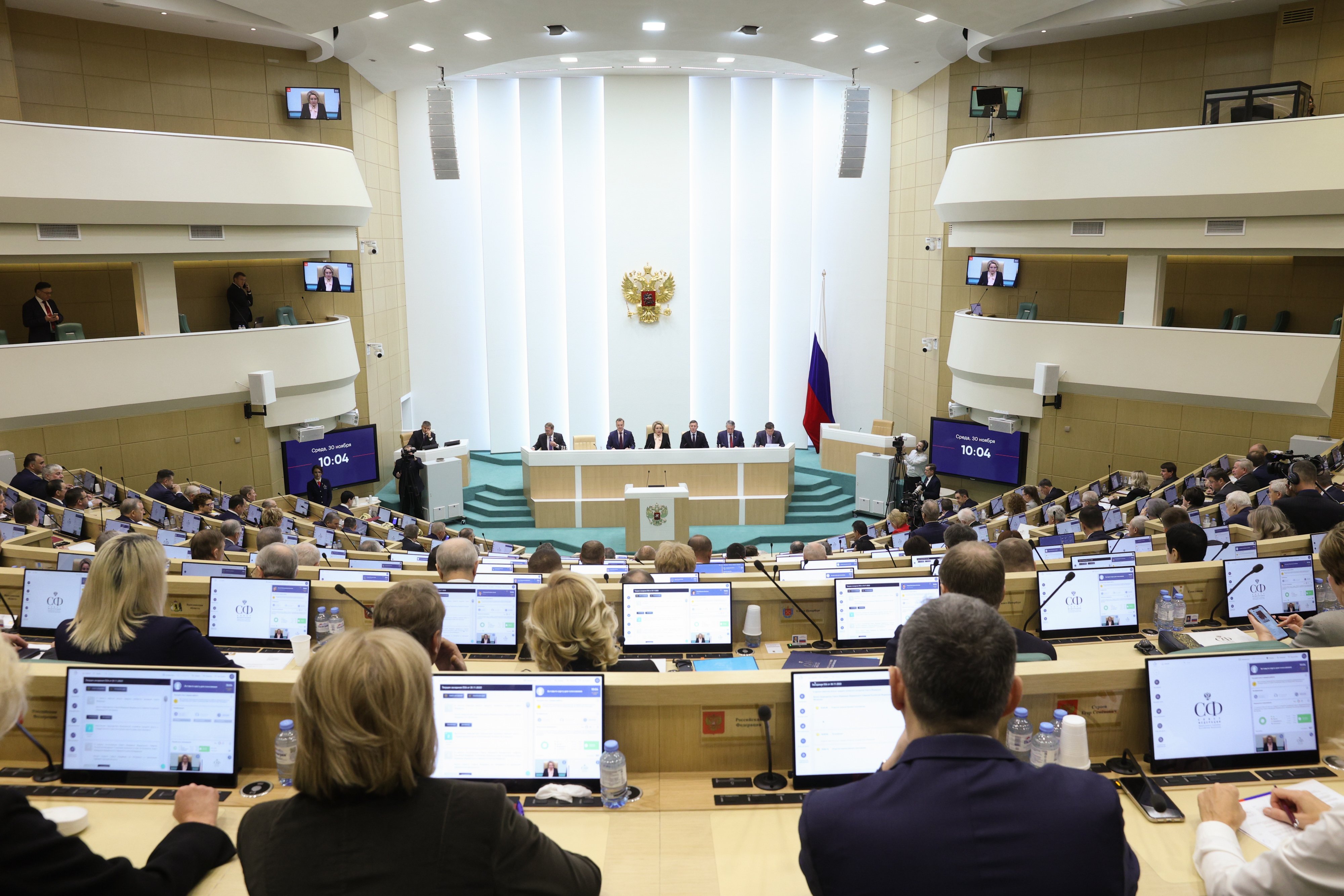 Совет Федерации одобрил закон о федеральном бюджете на ближайшие три года