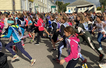 В Торжке проходит региональный этап Всероссийского дня бега «Кросс нации» - новости Афанасий