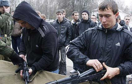 В России собираются ввести уроки начальной военной подготовки в школах - новости Афанасий