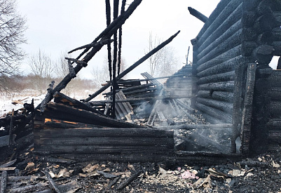 В Тверской области в сгоревшем доме нашли тело мужчины - новости Афанасий