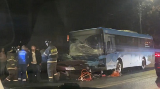 Автомобиль столкнулся с автобусом в Твери - новости Афанасий