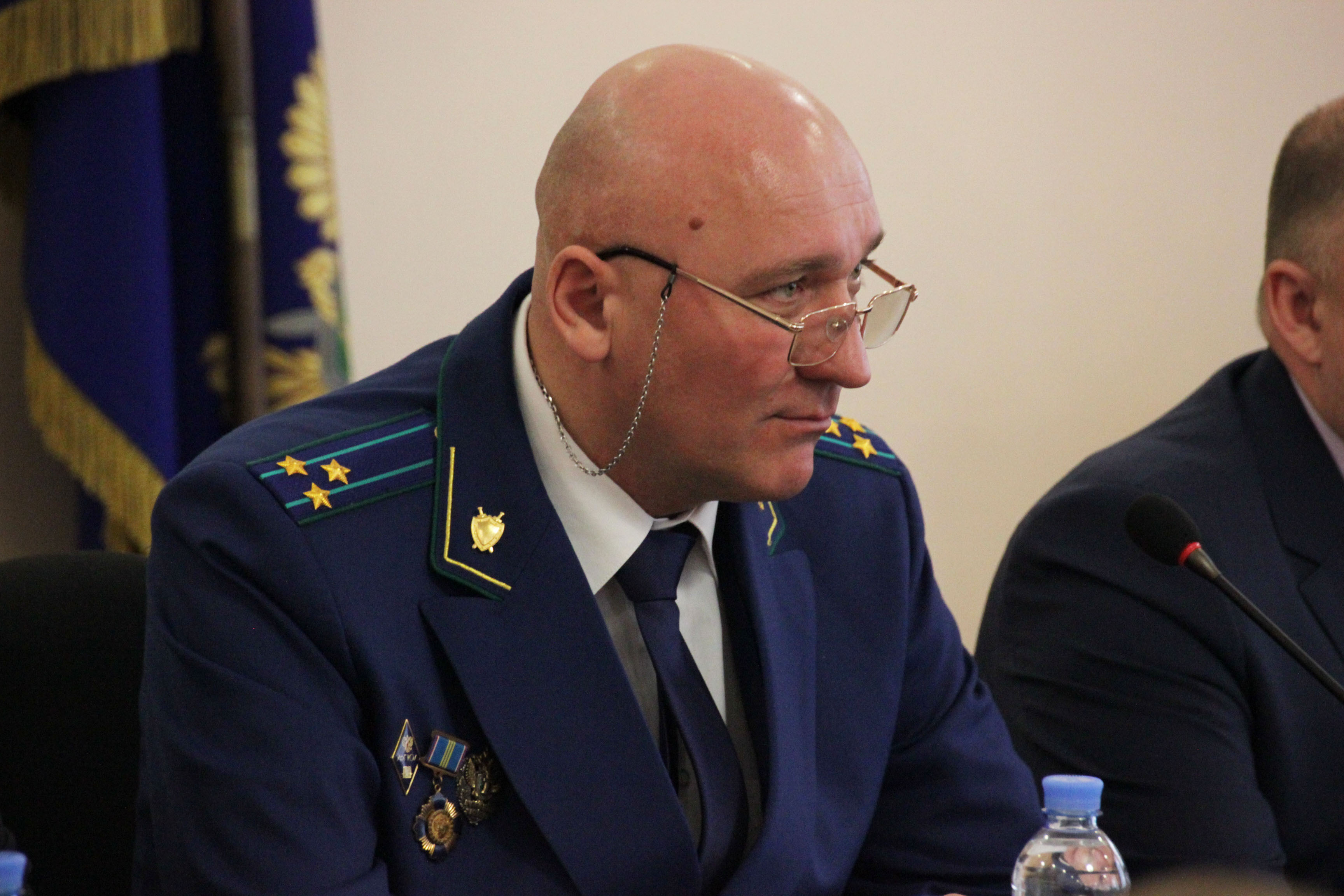 Новый прокурор Тверской области и ветеран службы поздравили коллег с 297-летием ведомства